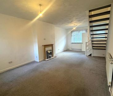 3 bedroom terraced house to rent - Photo 2