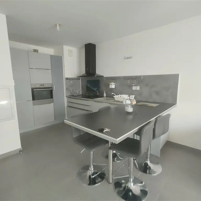 Location appartement 2 pièces - 42m² à Martigues (13500) - Photo 1