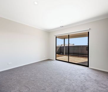 Modern 4-bedroom family home in the heart of Lucas - Photo 4