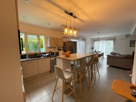 Location Villa 4 pièces 89 m2 à Gignac - Photo 3