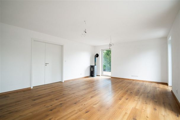 Pronájem domu 183 m² s pozemkem 543 m² - Fotografie 1