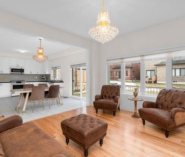 For Lease - 34 Valleo Street, Georgina, Ontario - Photo 2