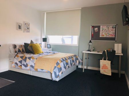 Studio Flat, Broadgate, CV1 - Photo 4