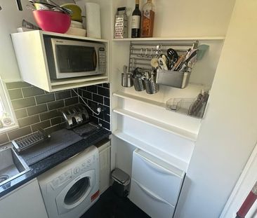 Room in a Shared Flat, Burnley Road, NW10 - Photo 6