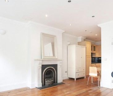 Studio to rent - Photo 2