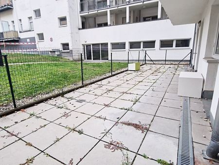 UNBEFRISTET, HOFRUHELAGE, 106 m2 Neubau mit 41 m2 Terrasse, Wohnküche, 3 Zimmer, Wannenbad, Parketten, gefördert - Photo 2