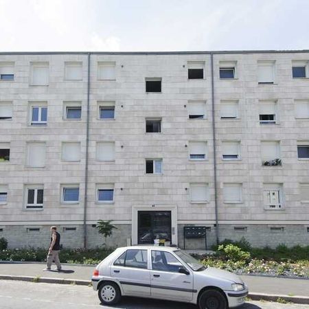 À louer Appartement T4 64.00 m - Photo 3