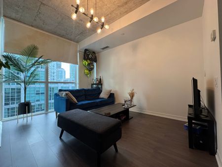 For Lease - 88 Blue Jays Way Unit# 1107, Toronto, Ontario - Photo 4