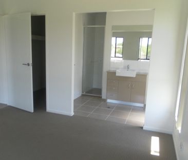 26 Morgan Circuit, QLD 4655, Urraween - Photo 5