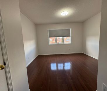 For Lease - 830 Avonshire Court Unit# Entire Property, Mississauga,... - Photo 5