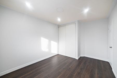 For Lease - 36 Eastport Drive, Toronto, Ontario - Photo 3