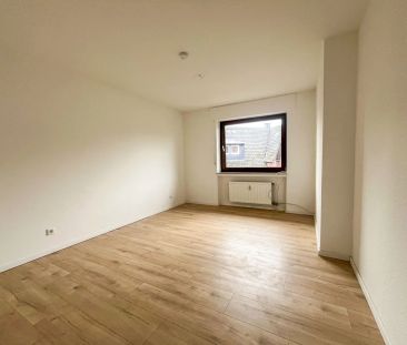 Schön gelegene, ruhige 2 - Raum- Wohnung mit Balkon - Photo 1