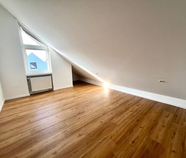 Modernisierte Maisonettewohnung mit drei Zimmern und zwei Bädern in... - Foto 6