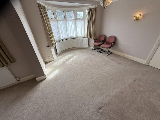 5 bedroom detached house to rent - Photo 1