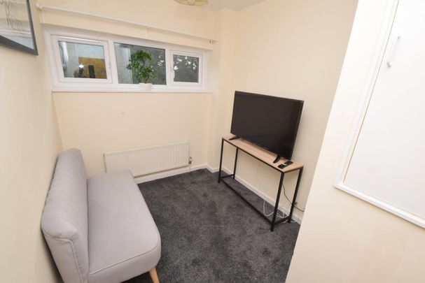 4 bedroom apartment to rent - Photo 1