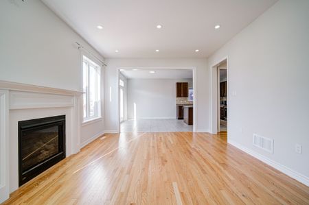 For Lease - 29 Bamburg Street, Georgina, Ontario - Photo 3