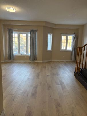 For Lease - 5 Freeland Hollow, Brampton, Ontario - Photo 1