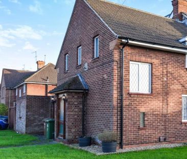 2 bedroom semi-detached house to rent - Photo 5