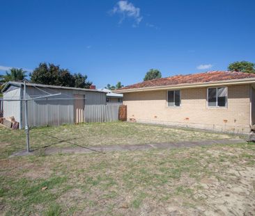 Affordable home on large block - Photo 2