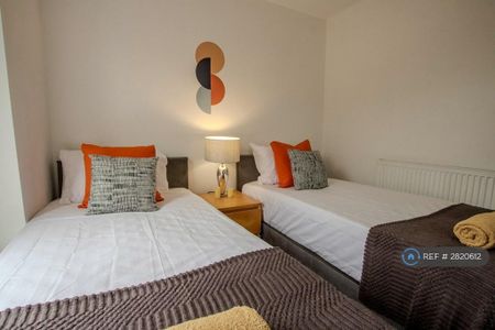 3 bedroom terraced house to rent - Photo 5