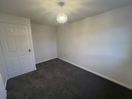 4 bedroom detached house to rent - Photo 4