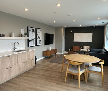 For Lease - 19 ROBINSON Avenue Unit# 203, Lower Town - Sandy Hill, ... - Photo 1