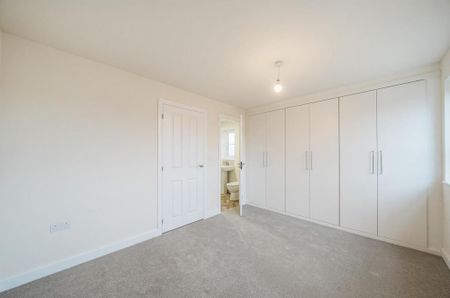 3 bedroom semi-detached house to rent - Photo 3