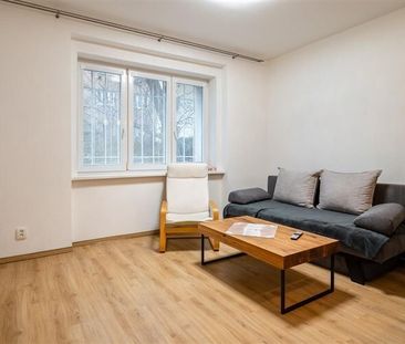 Pronájem bytu 1+kk, Praha 4, Michle - Photo 3