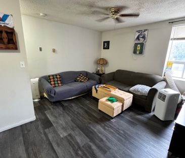 For Lease - 45 King Avenue Unit# 10, Clarington, Ontario - Photo 3