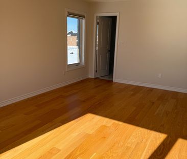 For Lease - 27 Rochester Drive, Barrie, Ontario - Photo 1