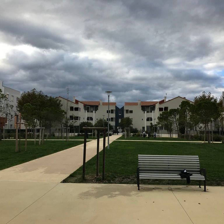 Location appartement 4 pièces, 97.40m², Narbonne - Photo 1