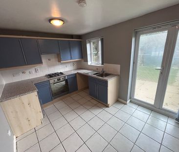 2 bedroom terraced house to rent - Photo 6