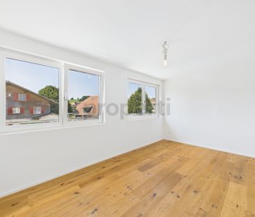 Generous 2.5-room apartment with a fantastic roof terrace in Affolt... - Photo 3