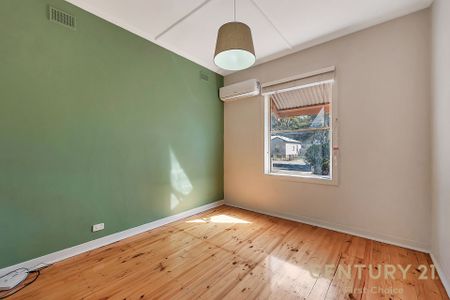 Fantastic Location &vert; Partially Renovated &vert; Low Maintenance Living - Photo 5