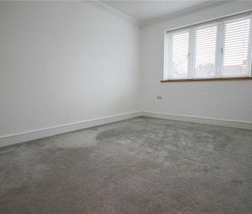 4 bedroom semi-detached house to rent - Photo 6