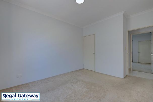 18 Cathedral Link, AUBIN GROVE WA 6164 - Photo 1