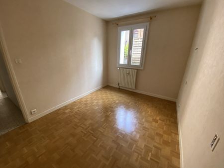 Location Appartement 3 pièces 60m² RODEZ 12000 - Photo 2