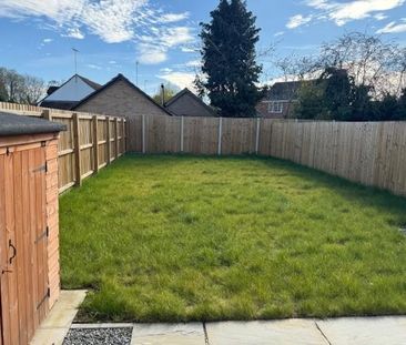 2 bedroom semi-detached house to rent - Photo 2