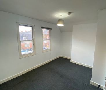 1 Bed Flat, Westleigh Road, LE3 - Photo 1