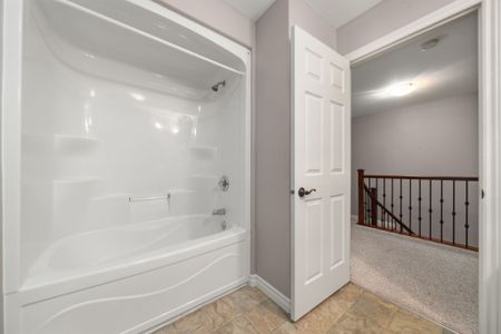 For Lease - 31 SARAH Court, Belleville, Ontario - Photo 2