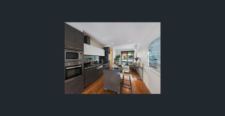 Brunswick Living at It's Finest! - Photo 3