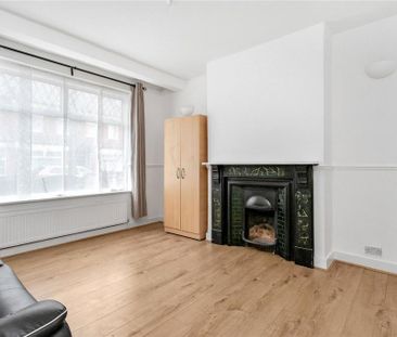 3 bedroom terraced house to rent - Photo 4