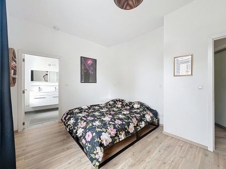 Appartement met één slaapkamer in Etterbeek - Photo 4