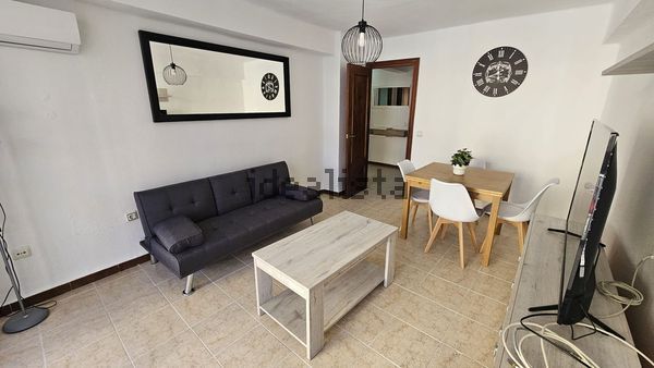 Alquiler de piso en Calle Frigiliana, 2 - Photo 1