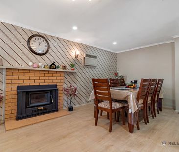 31 Carnoustie Drive, Sunbury, Vic 3429 - Photo 6