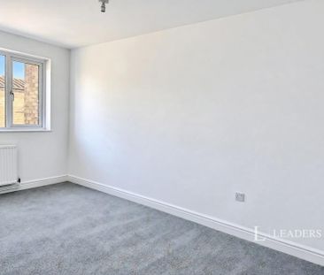 3 bedroom house to rent Brookfurlong, Peterborough, Cambridgeshire,... - Photo 2