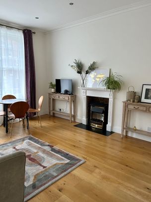 2 Bed Flat, Mornington Avenue, W14 - Photo 1