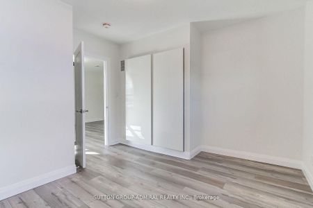 For Lease - 836 Montsell Avenue, Georgina, Ontario - Photo 4