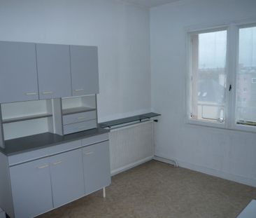 Appartement T1bis LAVAL - Photo 2