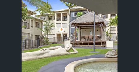 VERY TIDY FURNISHED UNIT IN SMITHFIELD! - Photo 3